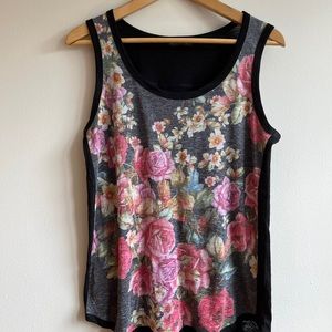 Nally & Millie Sleeveless Floral Tank Size Small